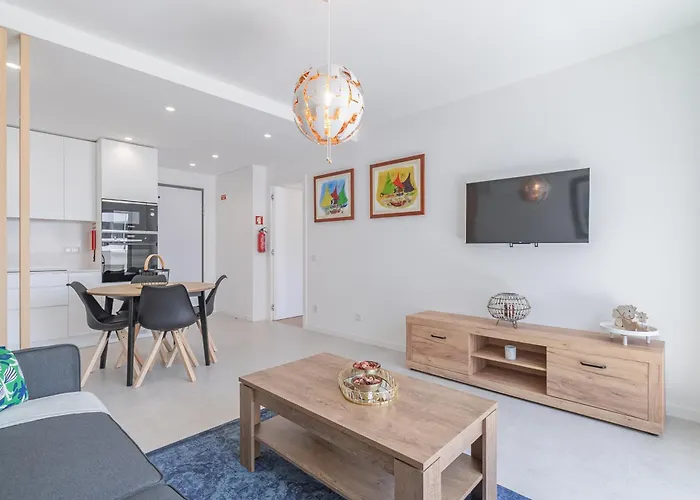 Don Tenorio Chic * 라고스